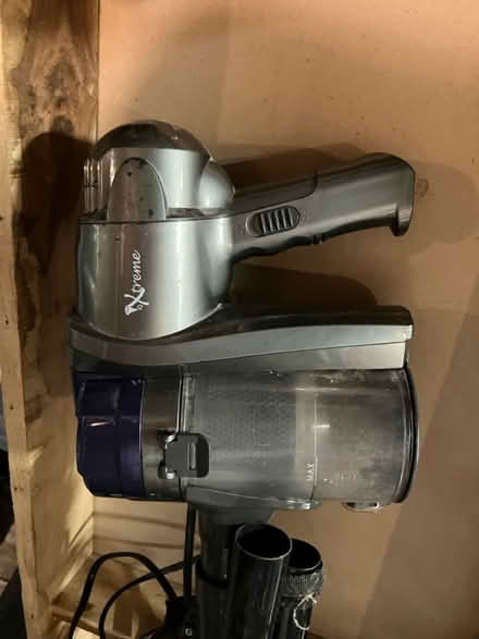 Photo of free IQ extreme Stick Vacuum (Hintonburg) #2