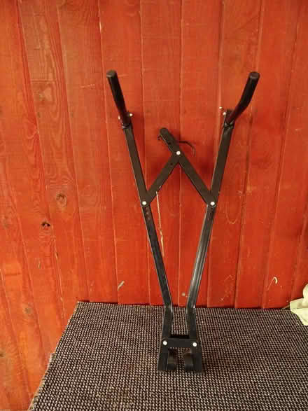 Photo of free Toe ball mounted cycle carrier (Pentre Bychan LL14) #1