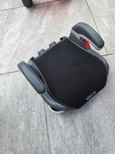 Photo of free Booster car seat (IG6 3s) #1
