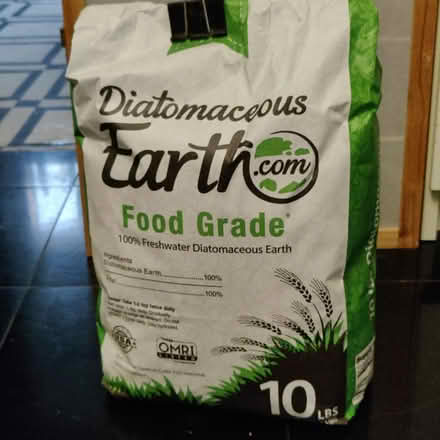Photo of free Diatomaceous Earth Food Grade 10lbs (Victory Heights, North Seattle) #1