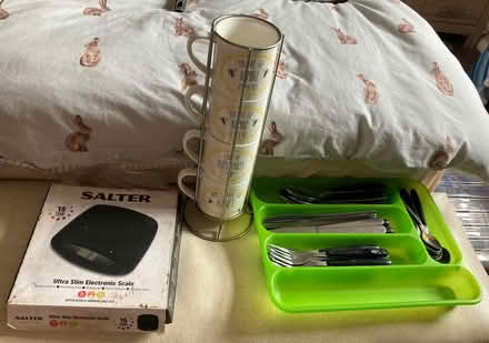 Photo of free Scales, mug set & kitchen utensil tray (Church Langley CM17) #1