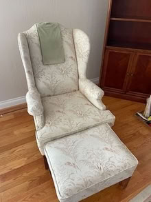 Photo of free Upholsterd chair & matching ottoman (Foothill Boulevard Cupertino) #1