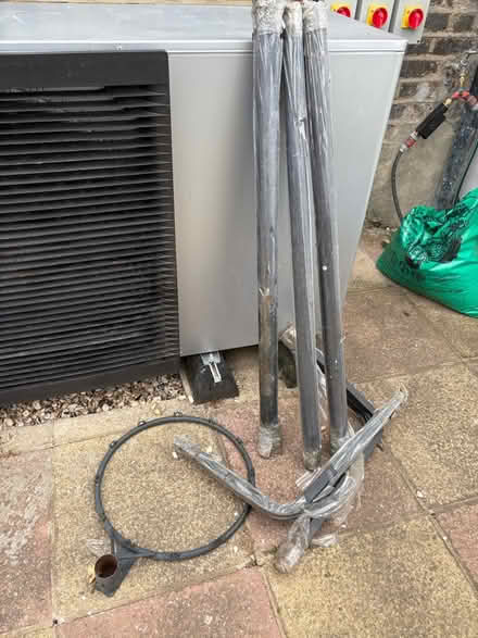 Photo of free Netball hoop and stand (Wood Green) #1