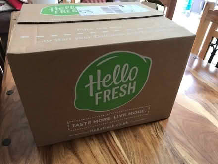 Photo of Hello Fresh Empty Box (Fernhill GU17) #1