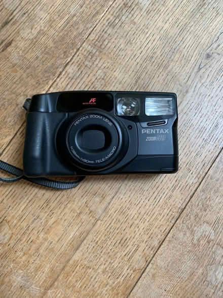 Photo of free Pentax zoom 90 camera (Stroud GL10) #1