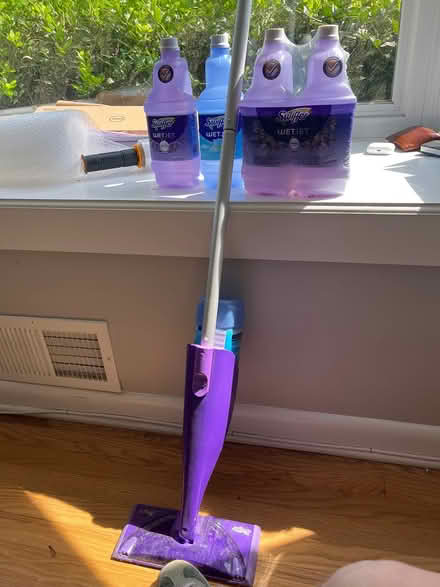 Photo of free Swiffer floor cleaner (Upper NW DC) #1