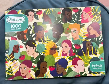 Photo of free 1000 piece Jigsaw, Faces (SK7) #1