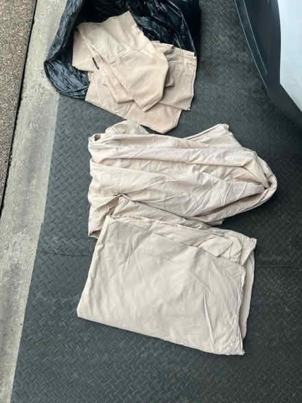 Photo of free Super king size (Old Winsdor SL4) #1