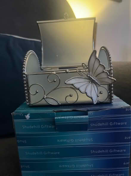 Photo of free Jewellery box (Woodchurch CH49) #1