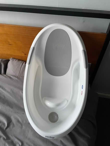 Photo of free Baby bath (Thringstone LE67) #1
