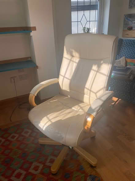 Photo of free Adjustable swivel office chair (SS0 Westcliff) #2