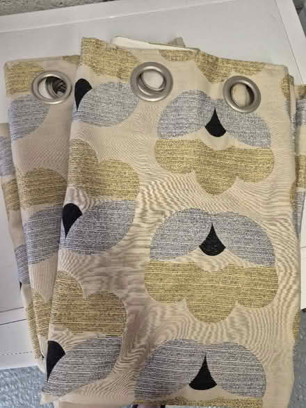 Photo of free Curtains (Peachcroft OX14) #1