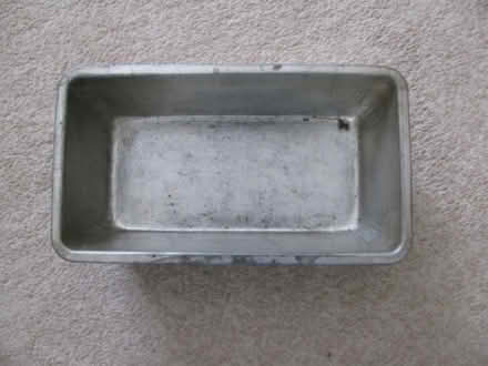 Photo of free Seamless 1 lb loaf tin (BR4 - West Wickham south side) #1