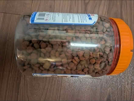 Photo of free Temptations dry cat food (Calderon and evelyn) #1