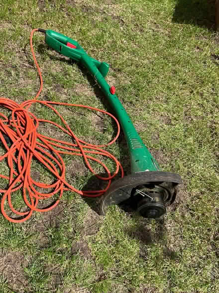 Photo of free Garden strimmer. (New Brighton CH45) #1