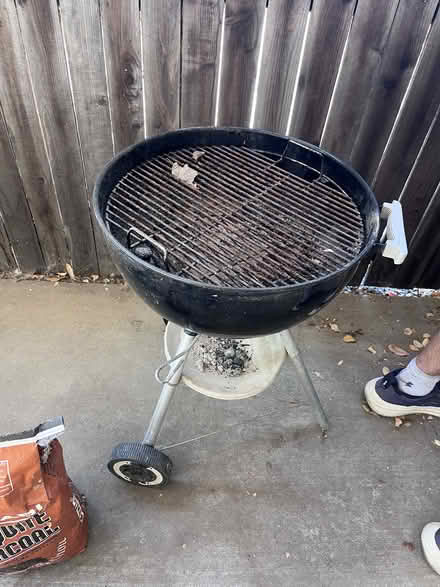 Photo of free Charcoal BBQ - Pick up today (Aspen, West Davis) #2