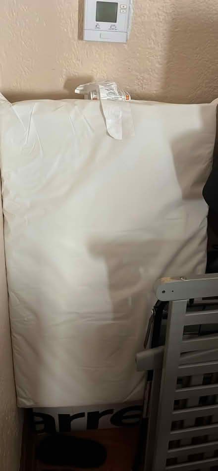 Photo of free crib with mattress (Belleville) #2