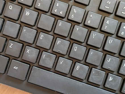 Photo of free Computer keyboard (Crookes S10) #2