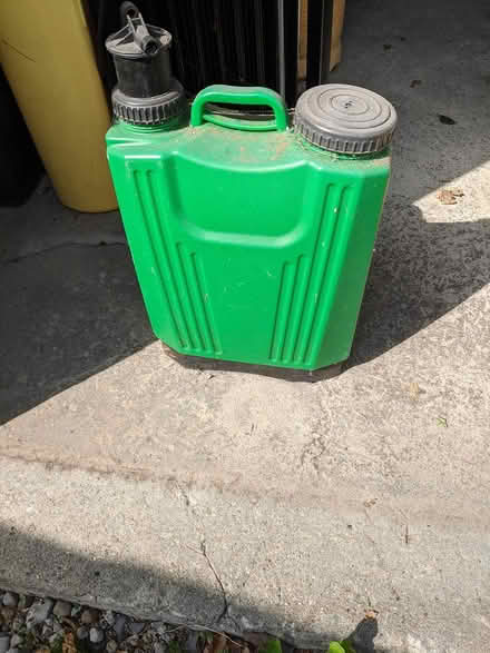 Photo of free sprayer container (sandycove recycle depot) #1