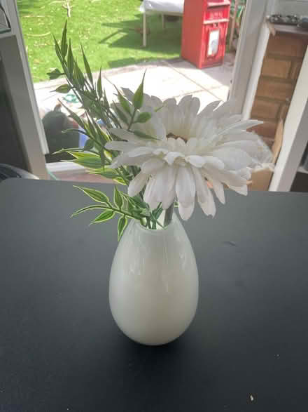 Photo of free Faux Flower in a Vase (RG30 Tilehurst) #2