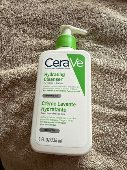 Photo of free CeraVe hydrating cleanser (Tinshill LS16) #1