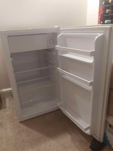 Photo of free Fridgemaster MUR 49100 Fridge With Ice Box (CT19) #2