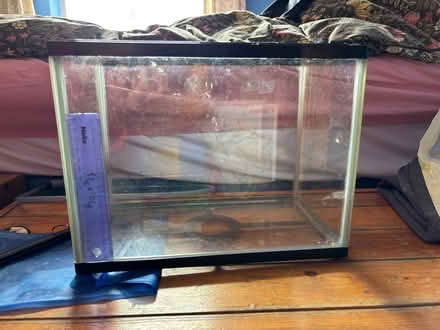 Photo of free Small glass tank (Chorlton M21) #1