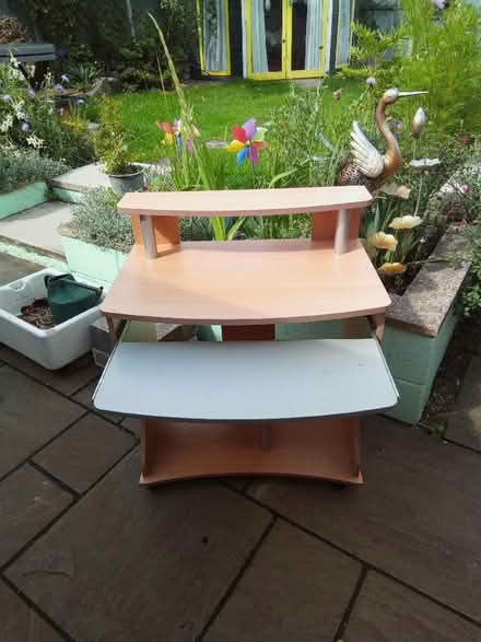 Photo of free Computer desk on wheels (Scotches DE56) #1