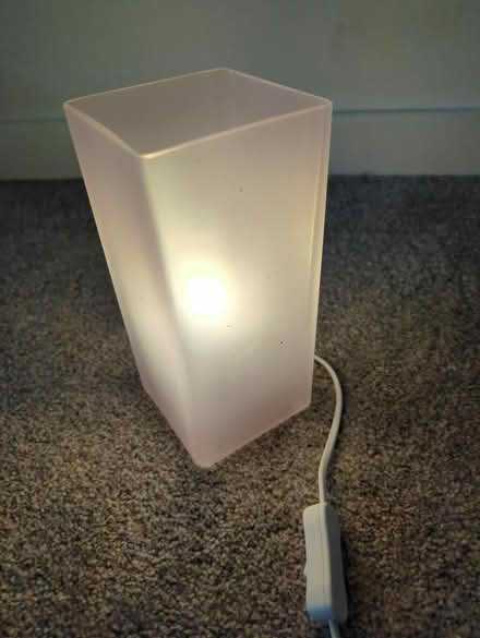 Photo of free Lamp (WA6 Helsby) #1