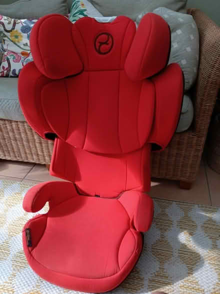 Photo of free Cybex platinum child's car seat (Bromley BR2) #1