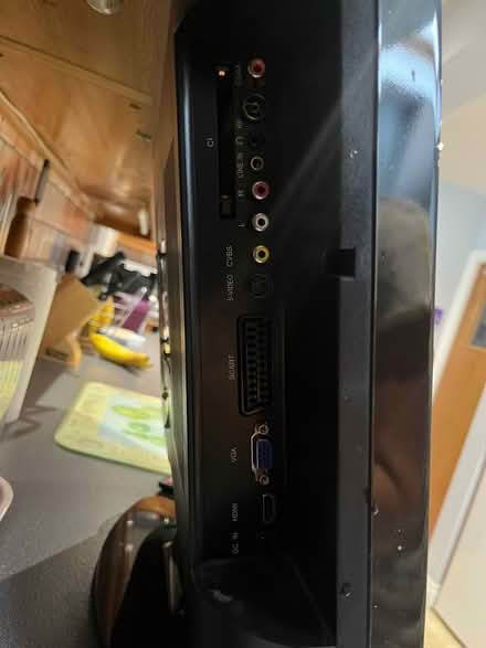 Photo of free TV 19 inch flat screen (South Reading RG2) #3