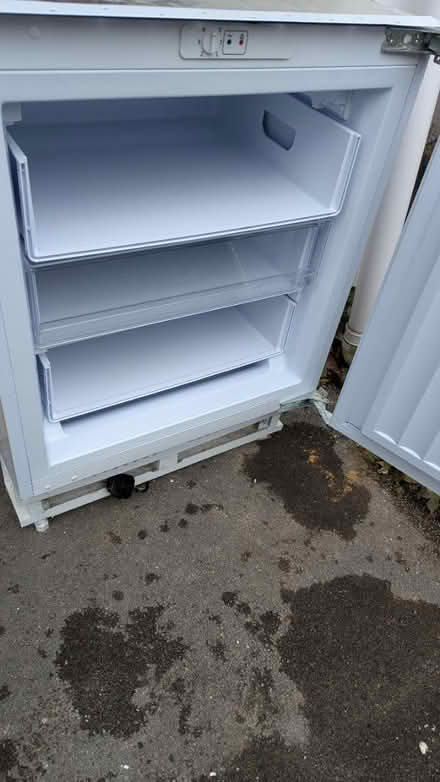 Photo of free Integrated freezer to give away (Stalybridge, SK15) #1