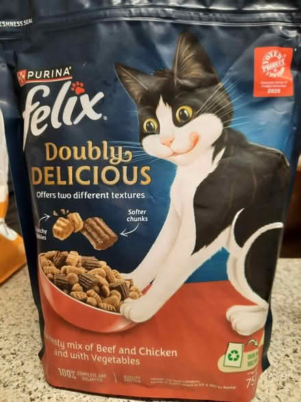 Photo of free Bag of Dry Felix Cat Food 750g (East Hagbourne OX11) #1