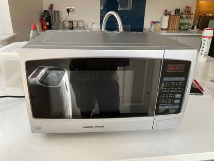 Photo of free Microwave/ grill (Putnoe MK41) #1
