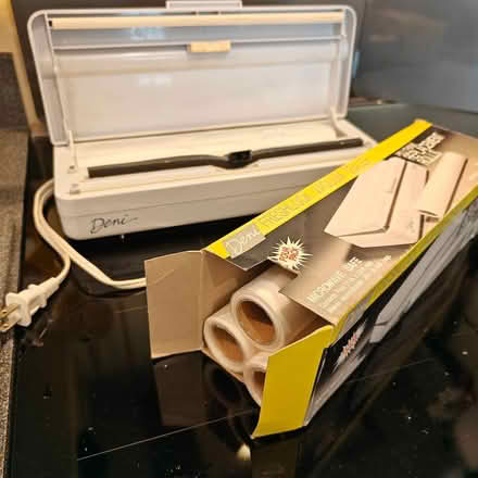 Photo of free Deni Freshlock 1631 snackbag sealer (Sandpoint/Magnuson) #3
