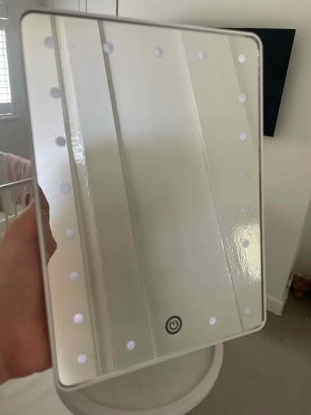 Photo of free White mirror (SW16) #3