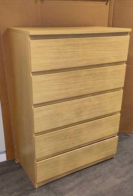 Photo of free Wood-effect chest of drawers (Cubbington CV32) #1