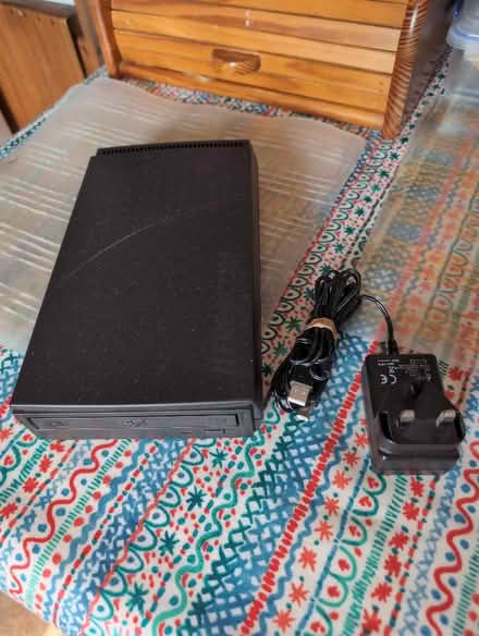 Photo of free External computer DVD CD drive (Notting Hill W11) #1
