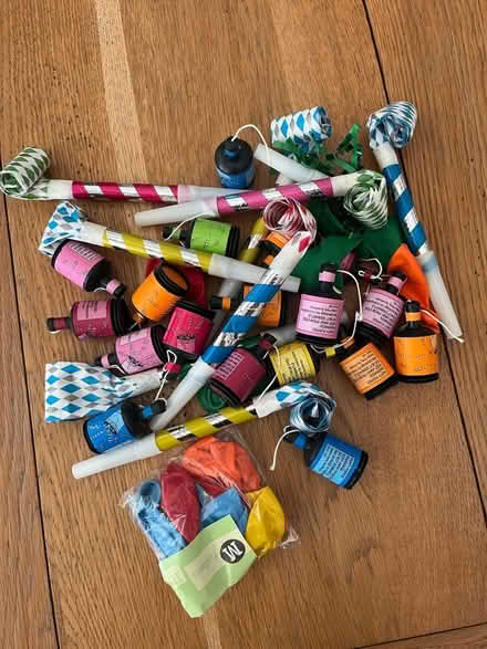 Photo of free Party balloons and blowers (Aldfield HG4) #1