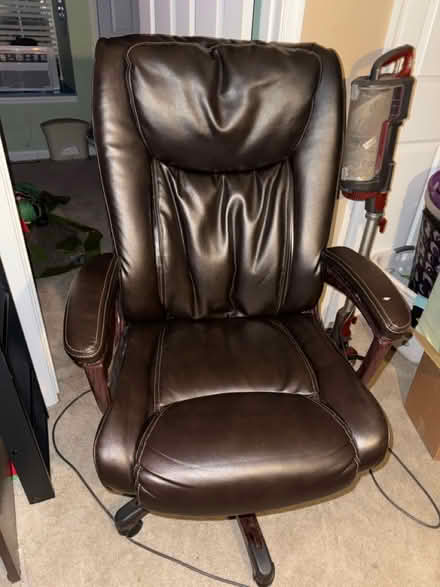 Photo of free Executive office chair (Elkridge near Port Capital) #1