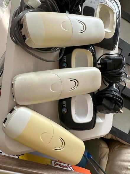 Photo of free Landline hands free BT phone(s) 3 set (Grays RM17) #3