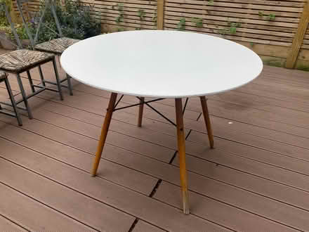 Photo of free Outdoor table and chairs (Belsize Park) #3