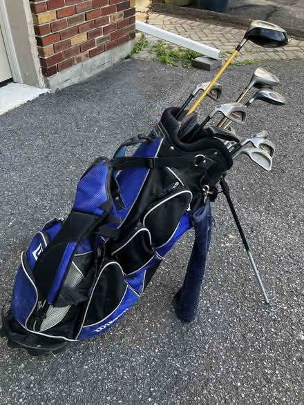 Photo of free Mens LEFT handed golf clubs (Old Ottawa South) #1