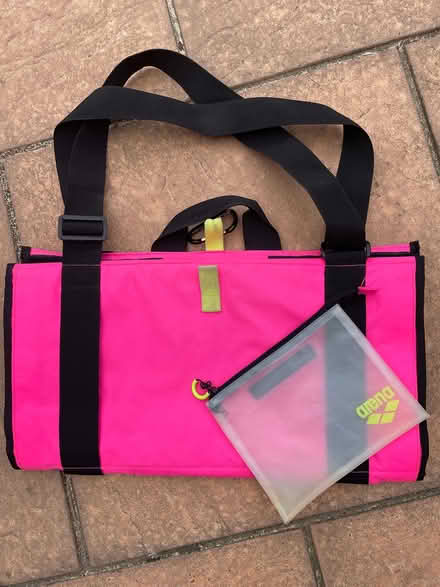 Photo of free Arena Swim Bag (Poole, Baiter, BH15) #4