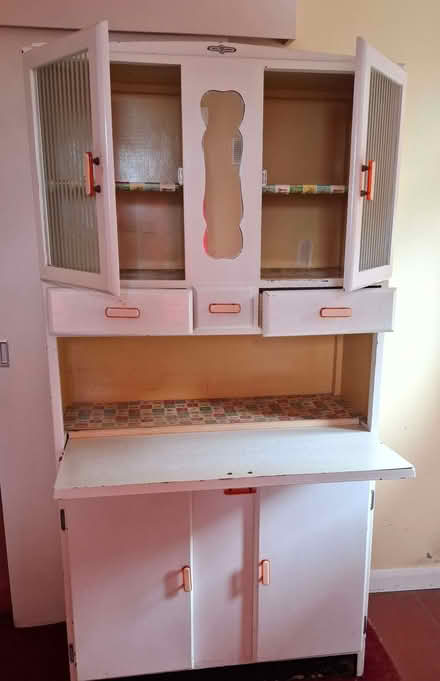 Photo of free Vintage Kitchen Cabinet (Skegby NG17) #3
