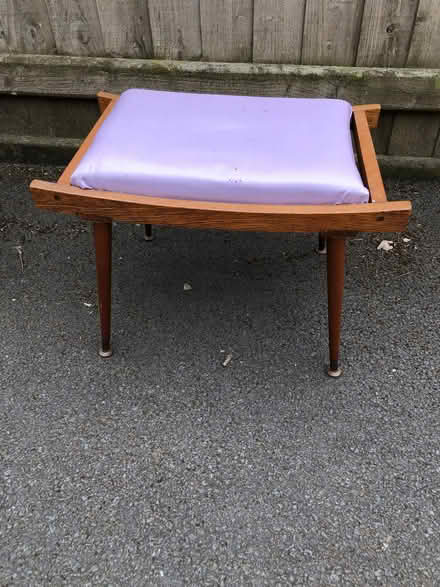 Photo of free Stool (Steventon SY8) #1