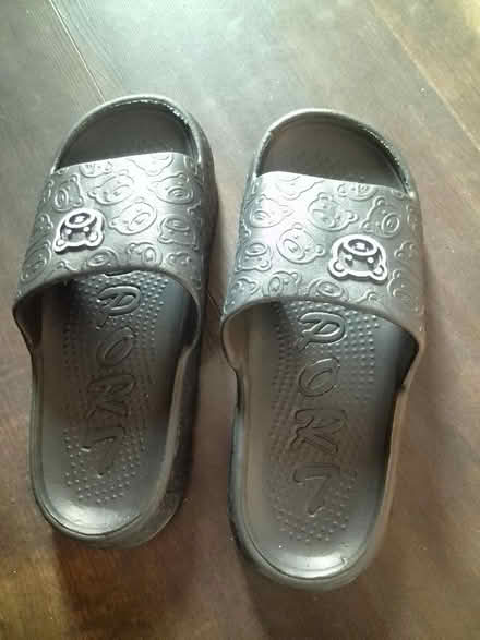 Photo of free Black sandals (Southend-on-sea SS1) #1