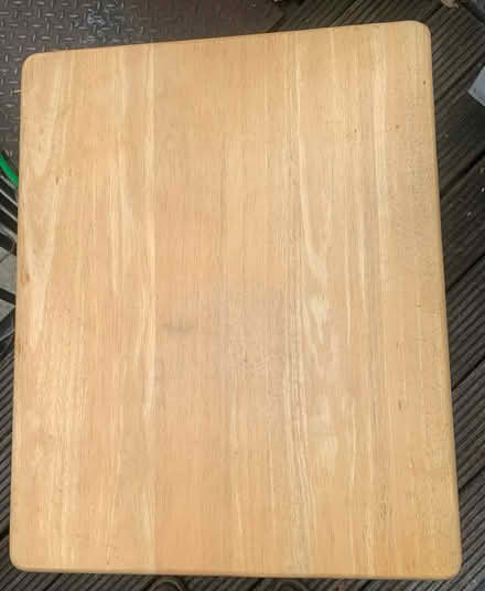 Photo of free Children’s table (Dalston) #2
