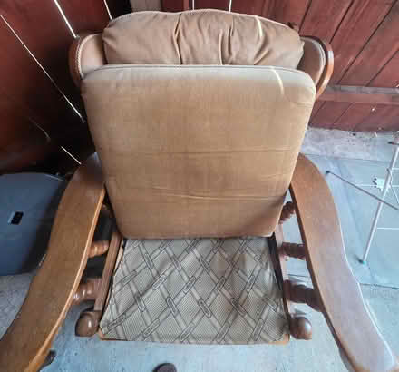 Photo of free Single chair (B12) #4