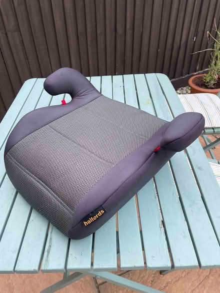 Photo of free Child booster seat (Poole, Baiter, BH15) #1